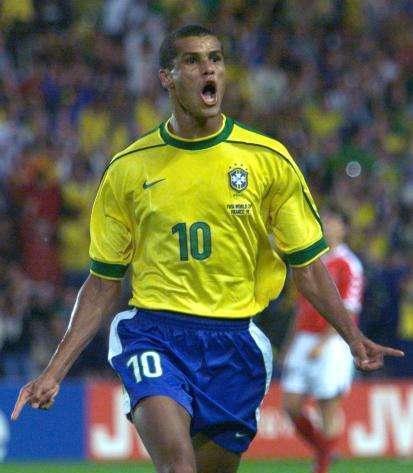 季中的表现 季中的表现